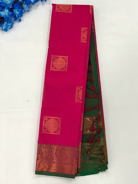 Alluring Pink color Soft Silk Saree With Fancy Border And Contrast Rich pallu For Women