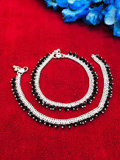 Gorgeous Chain Alloy Anklet With Black Beads For Women