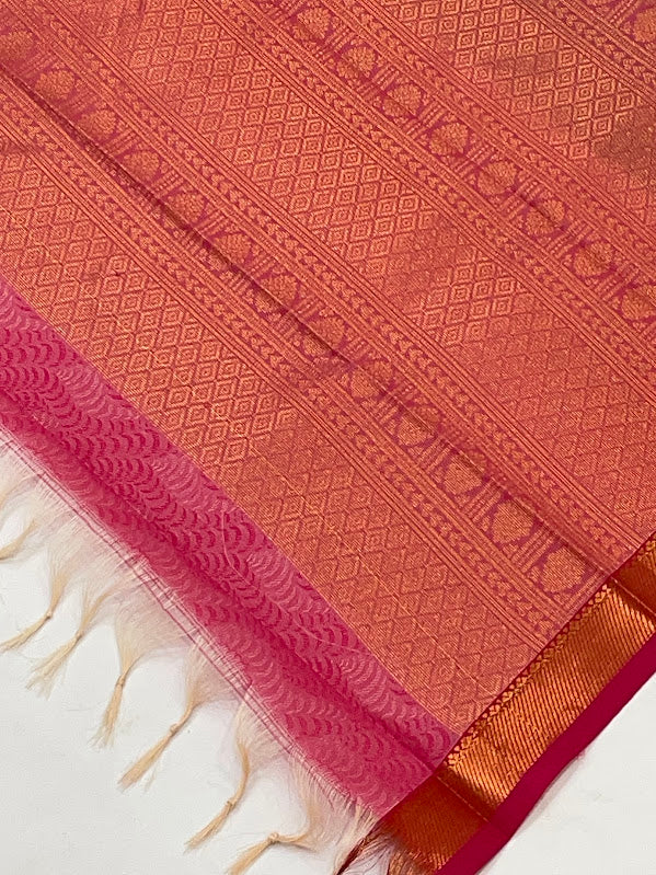 Indian Ethnic Wear In USA