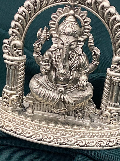 925 Antique Silver Ganesa Statue With Arch - 2.5 Inches In USA