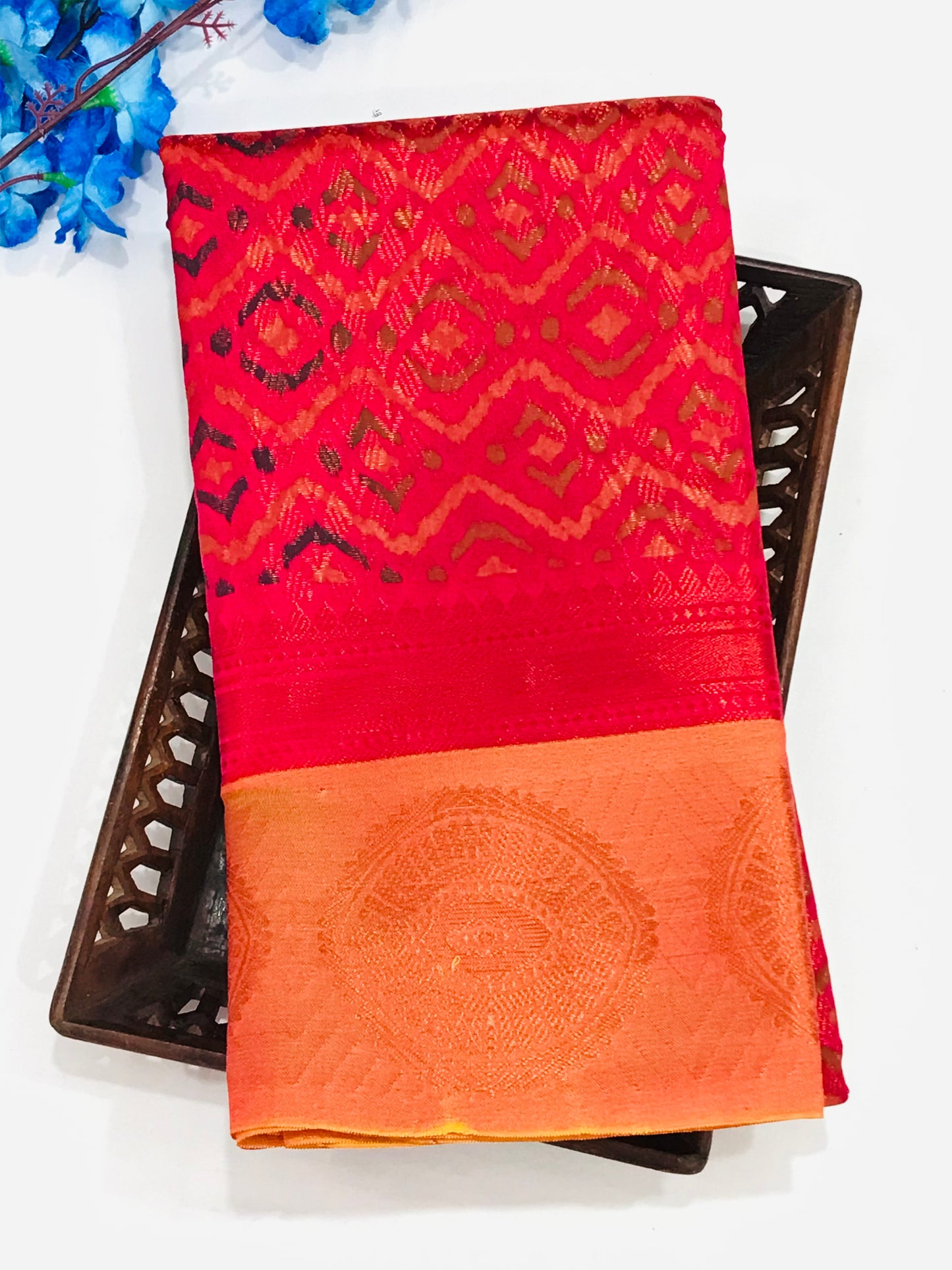 Red Color Designer Cotton Saree With Brocades And Contrast Border Near Me