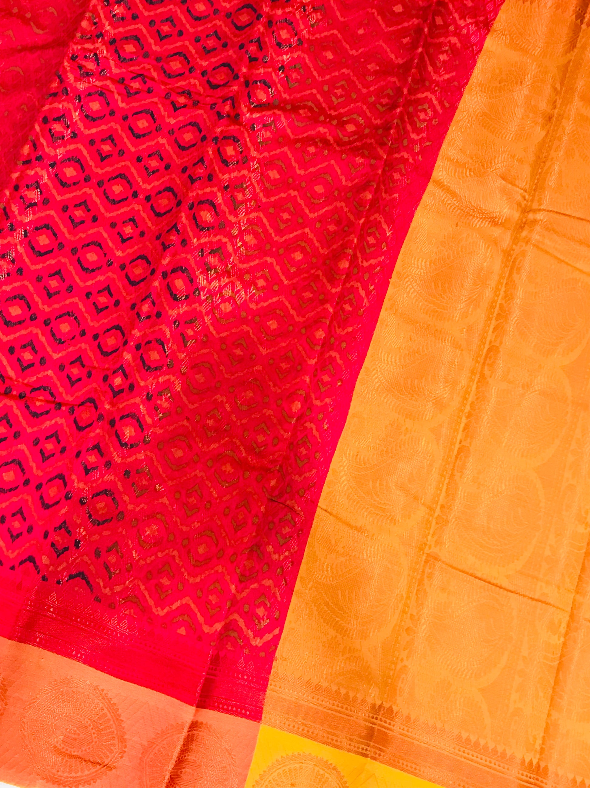 Cotton Saree With Brocades And Contrast Border in USA