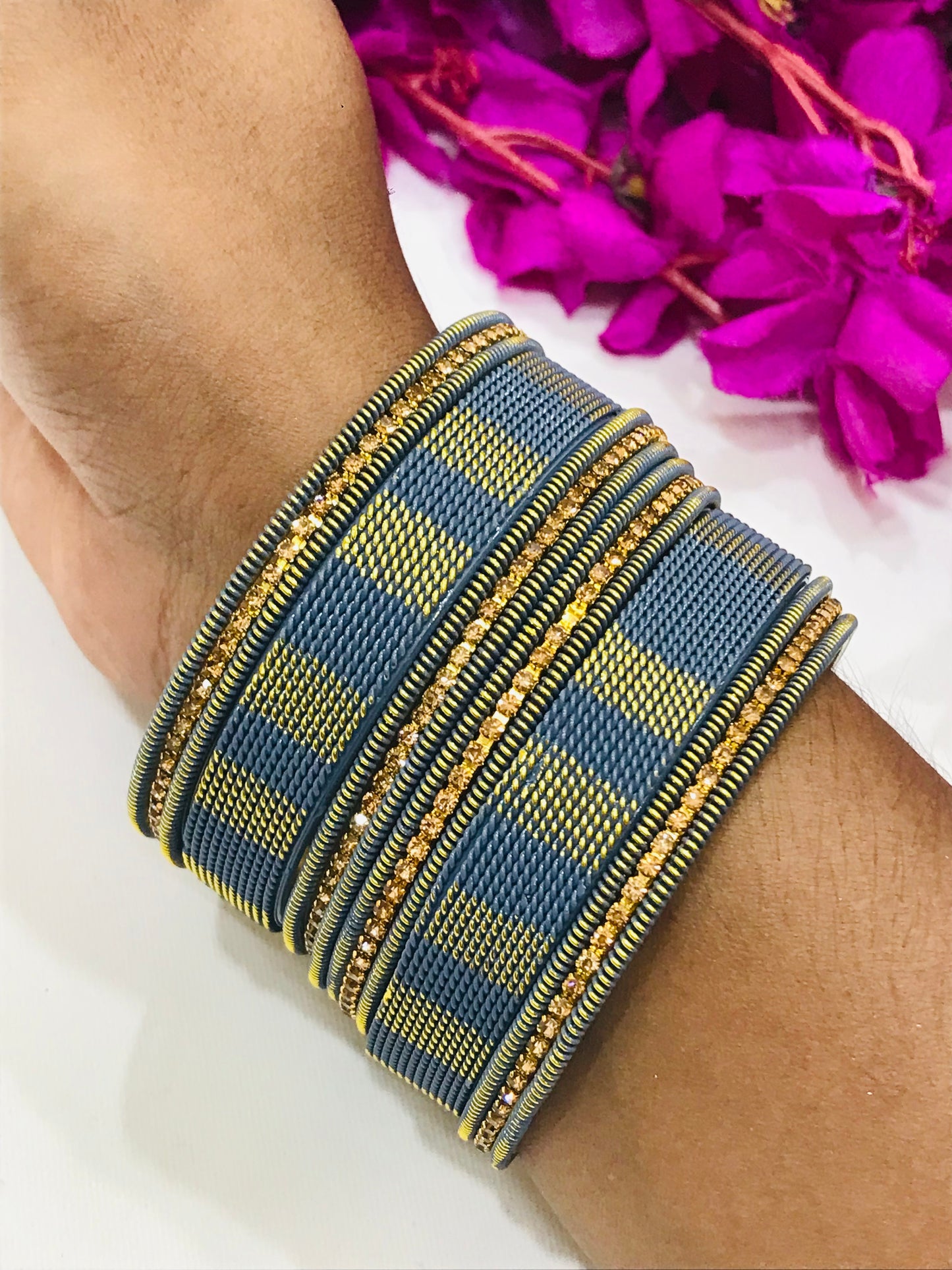 Metal Bangles In Casagrande