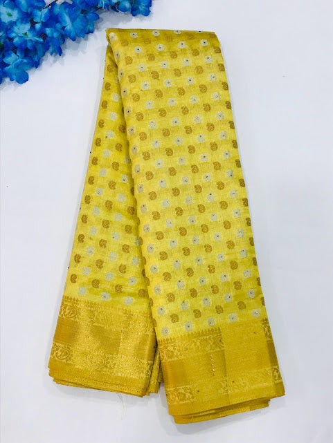 Gorgeous Yellow Color With Contrast Golden Pallu Silk Cotton Sarees For Women