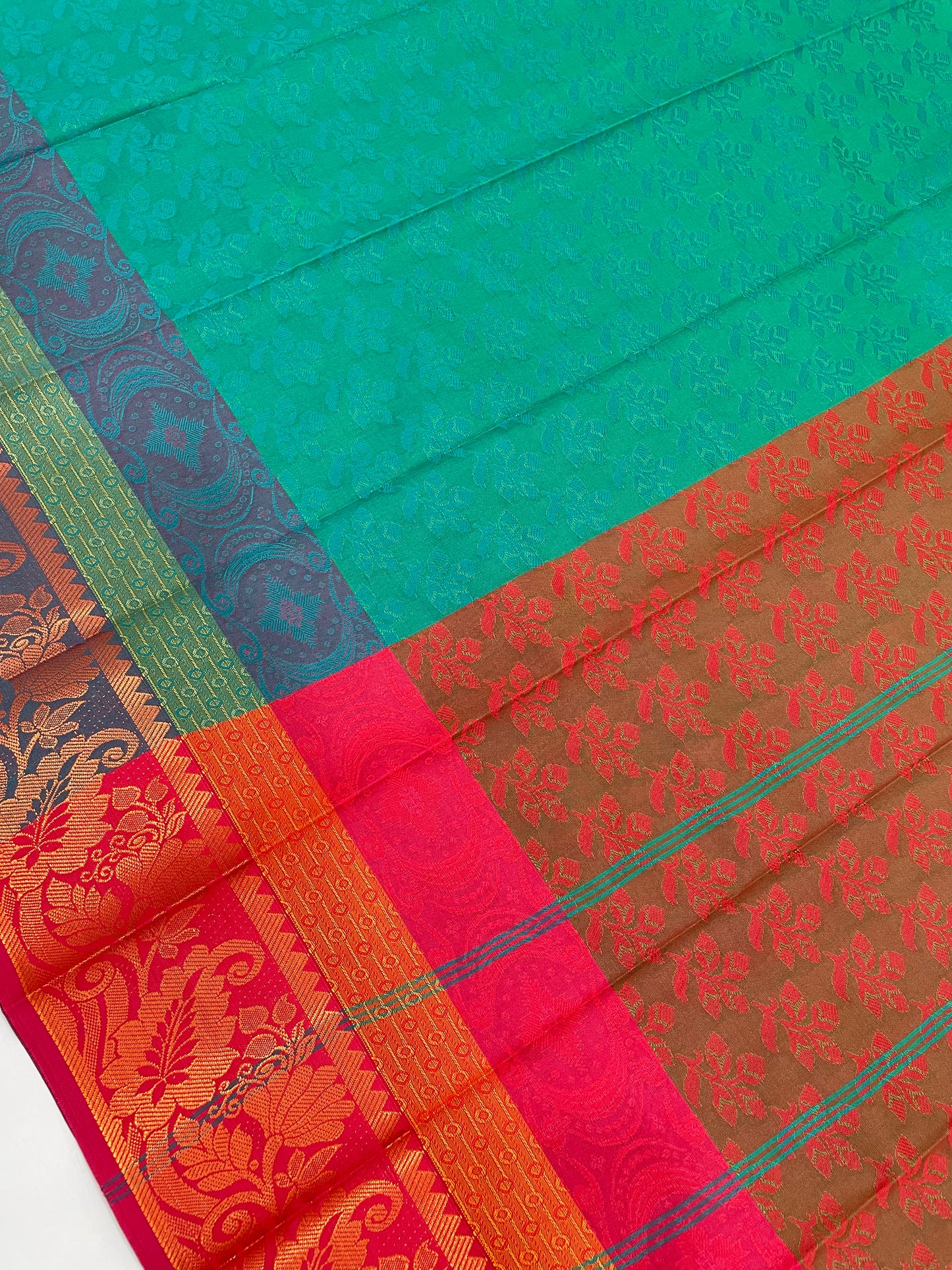 Green Color Art Silk Saree With Zari Work In Suncity