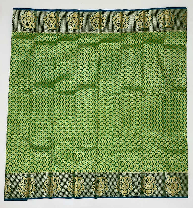 Green Color Art Silk Saree In Yuma