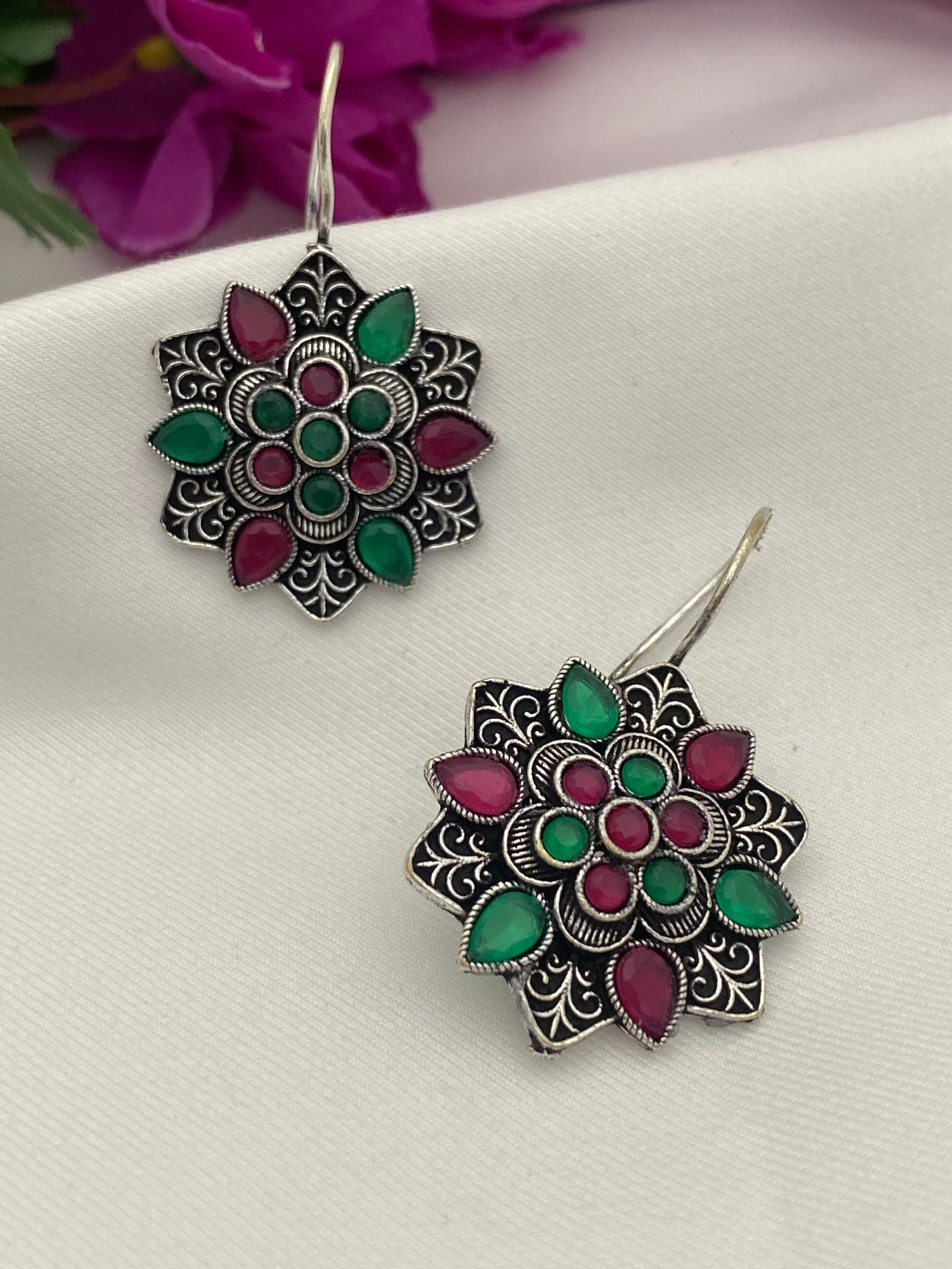 Dazzling Red And Green Color Rounded Floral Designer Oxidized Earrings In Mesa