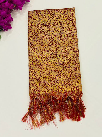 Attractive Maroon Color Silk Shawl (Ponnadai) For Guest