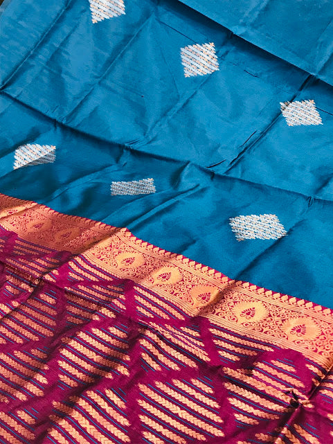 Amazing Teal Blue Color Soft Silk Saree With Fancy Pallu For Women