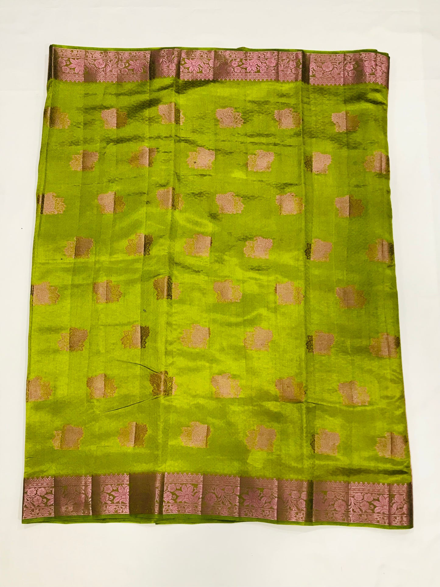 Attractive Green Colored Raw Silk Saree With Floral Design For Women In Tempe