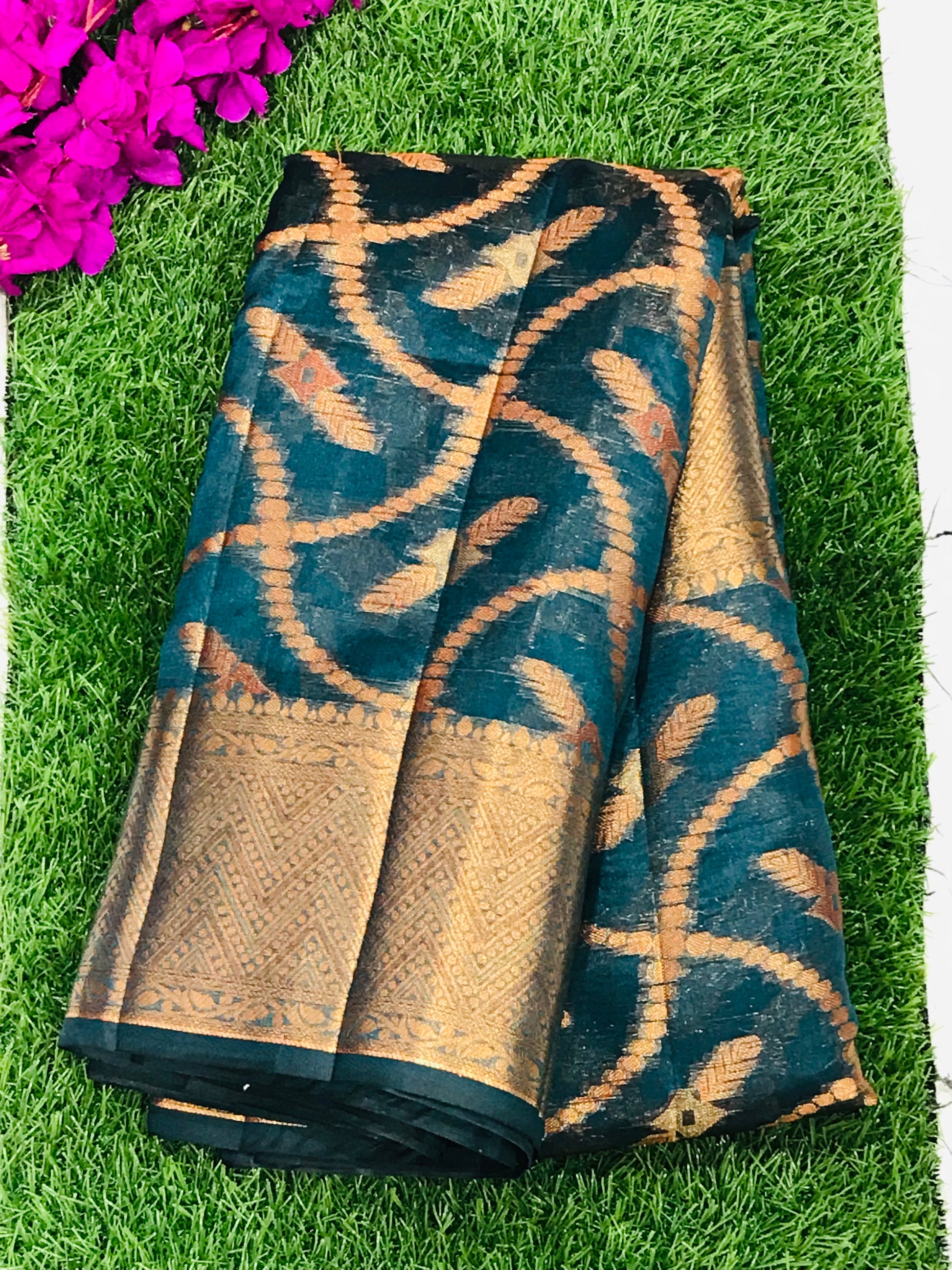 Stunning Teal Green Colored Raw Silk Saree In Yuma