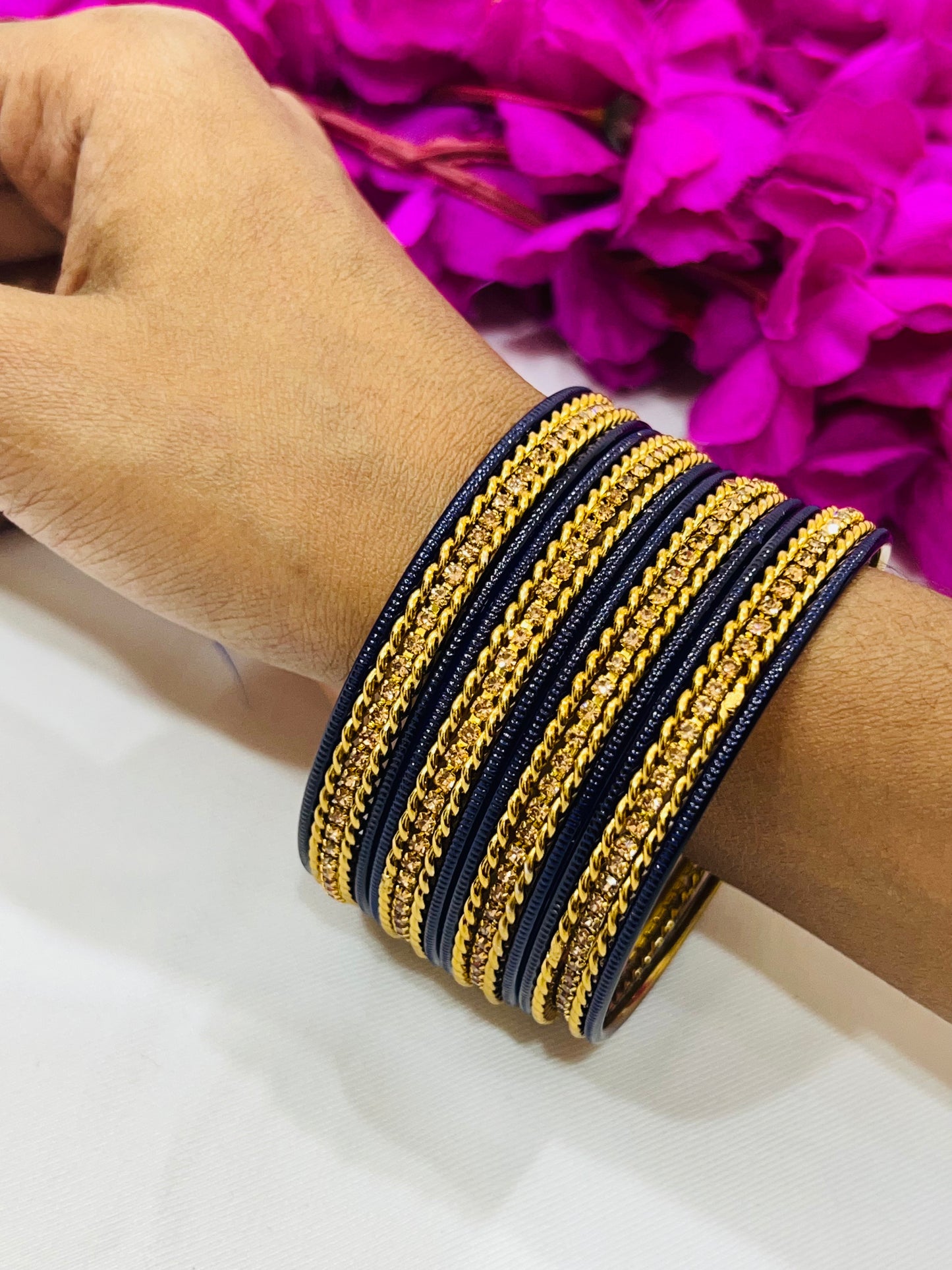 Exquisite Navy Blue Color Metal Bangles In Mesa