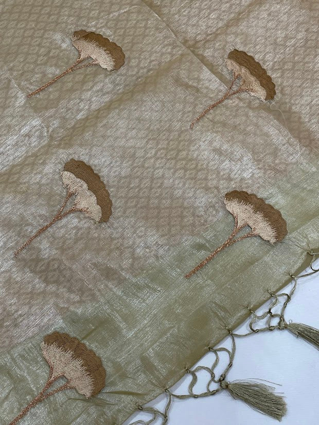 Appealing Beige Color Organza Saree In Yuma