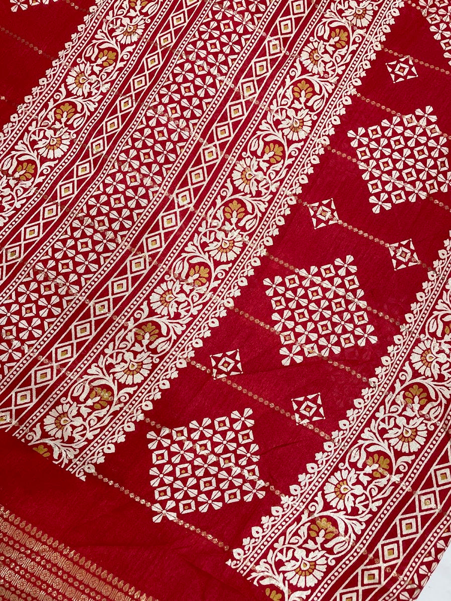 Wonderful Red Color Chiffon Silk Saree In Mesa