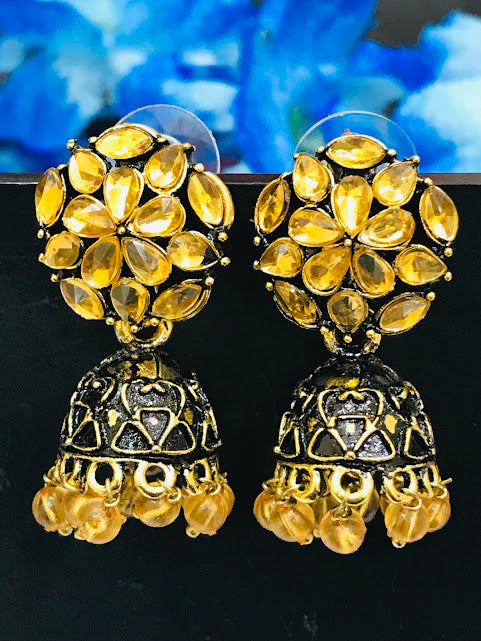 Beautiful Gold Color Flower Design With Beads Earring For Women 