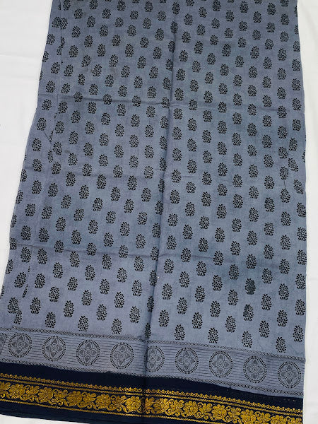 Grey Color Pure Sungudi Cotton Saree With Blue Contrast Zari Border In Phoenix 