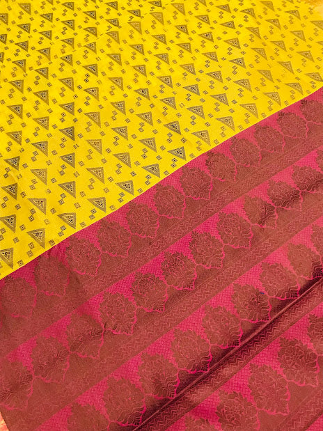 Pleasing Yellow Color Cotton Saree With Allover Geometric Designs And Contrast Rich Pallu