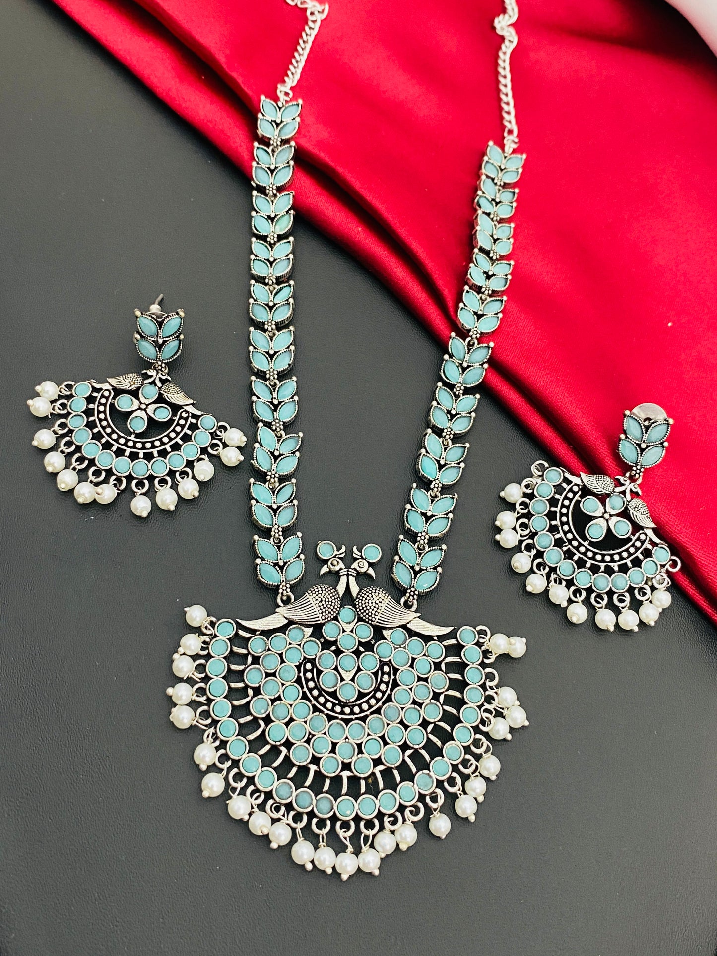 Exclusive Fashionable Oxidized Light Blue Heavy Pendant Necklace With Earrings