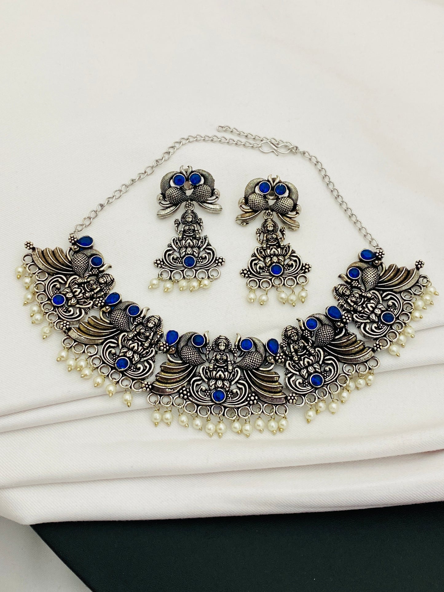 Beautiful Blue Color Womens Jewelry Near Me