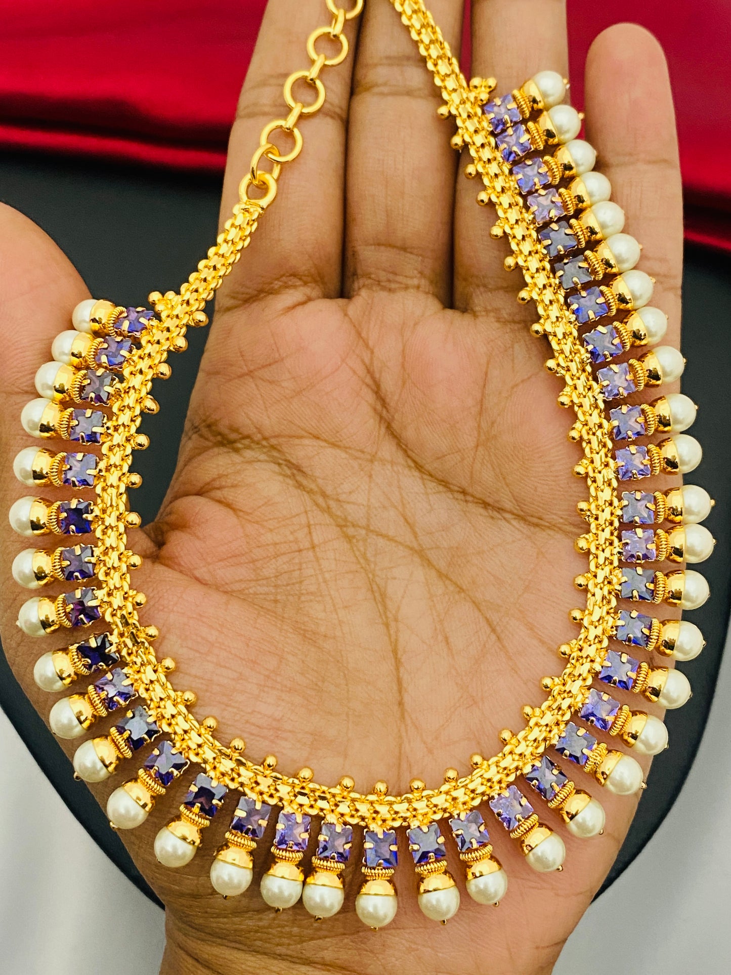 Attractive Purple Color Necklace In USA