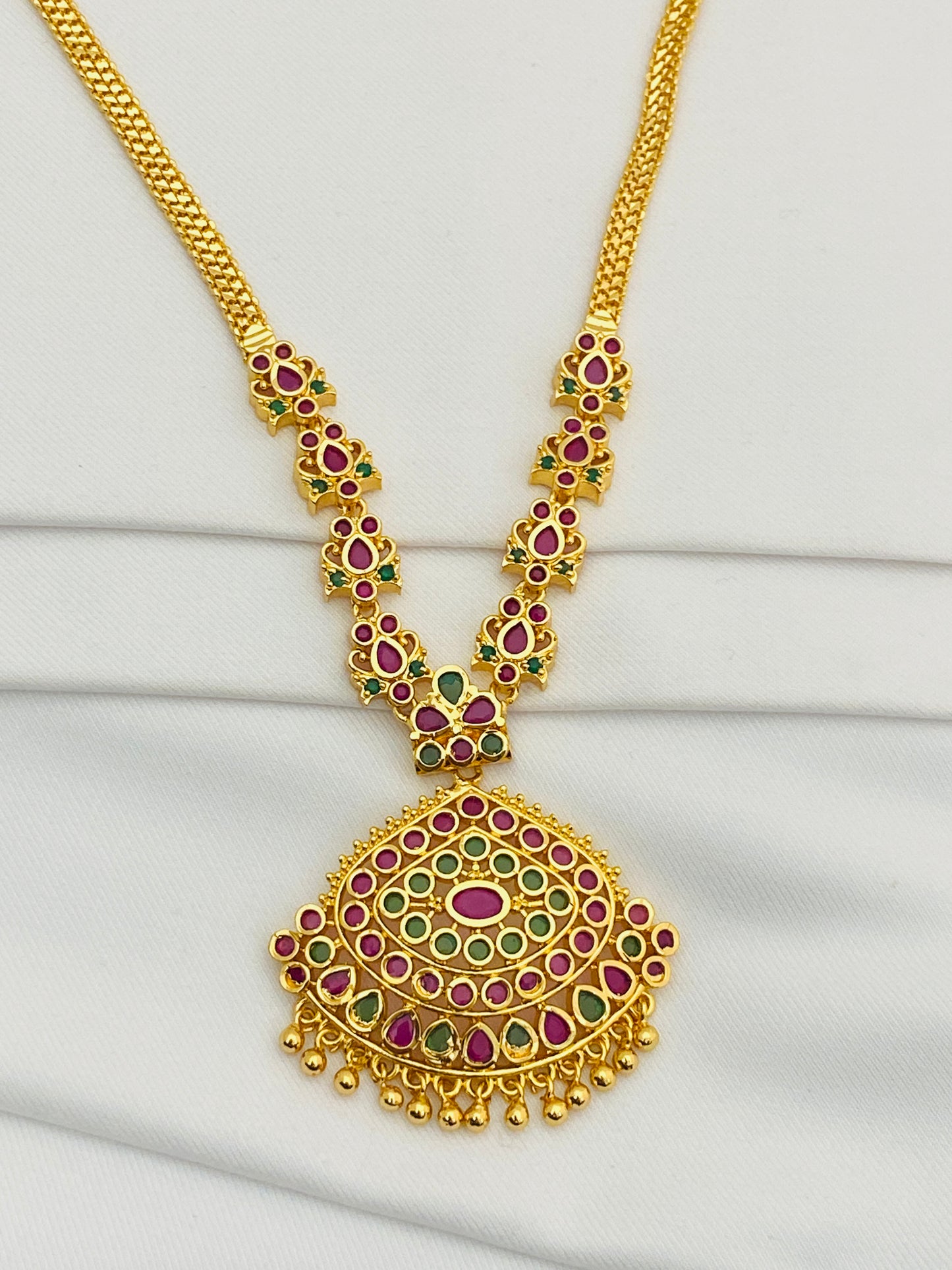 Gorgeous Gold Plated Premium Quality Necklace Near Me