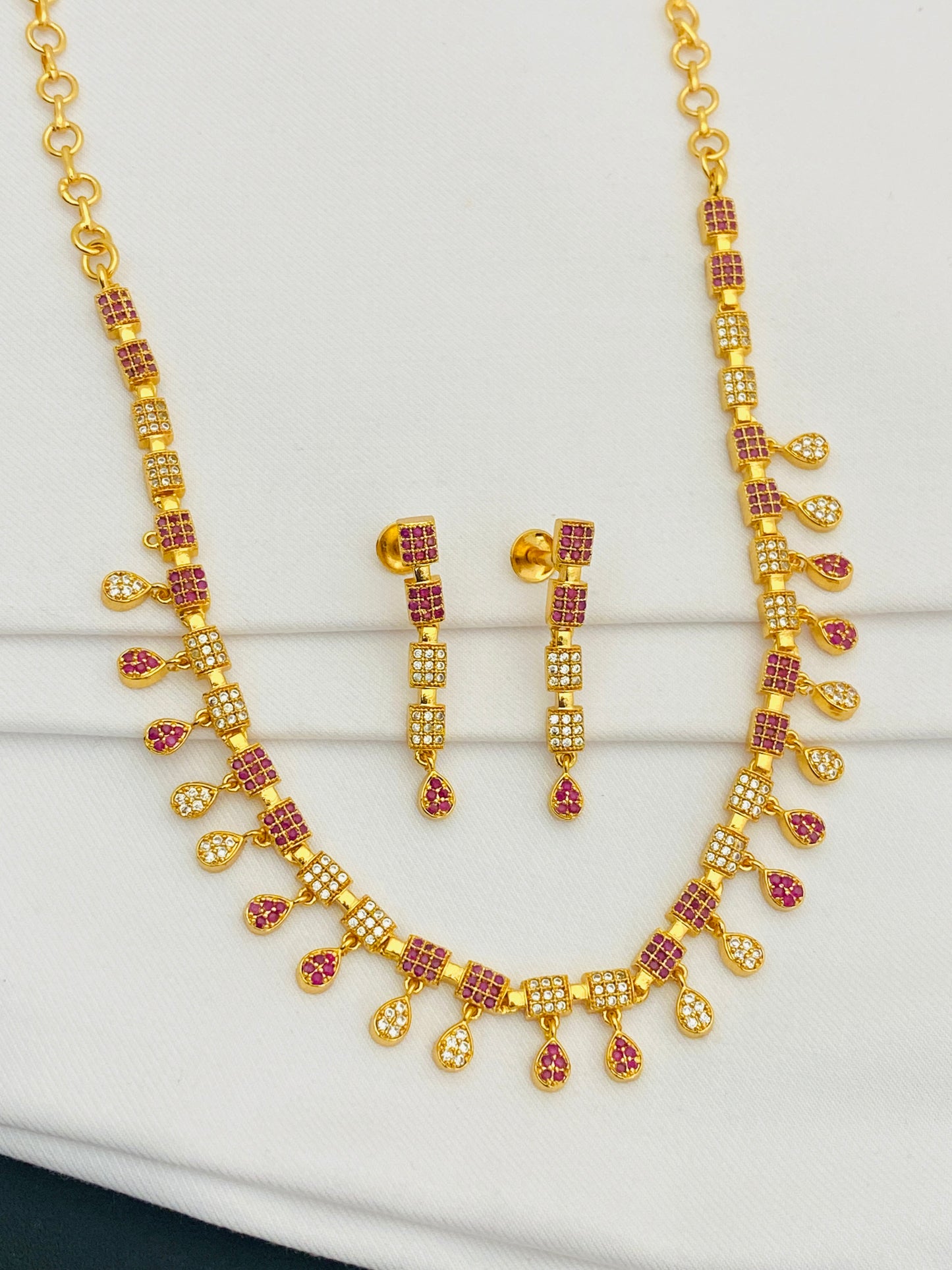 Lovely Gold Plated Ruby And White Colored Near Me