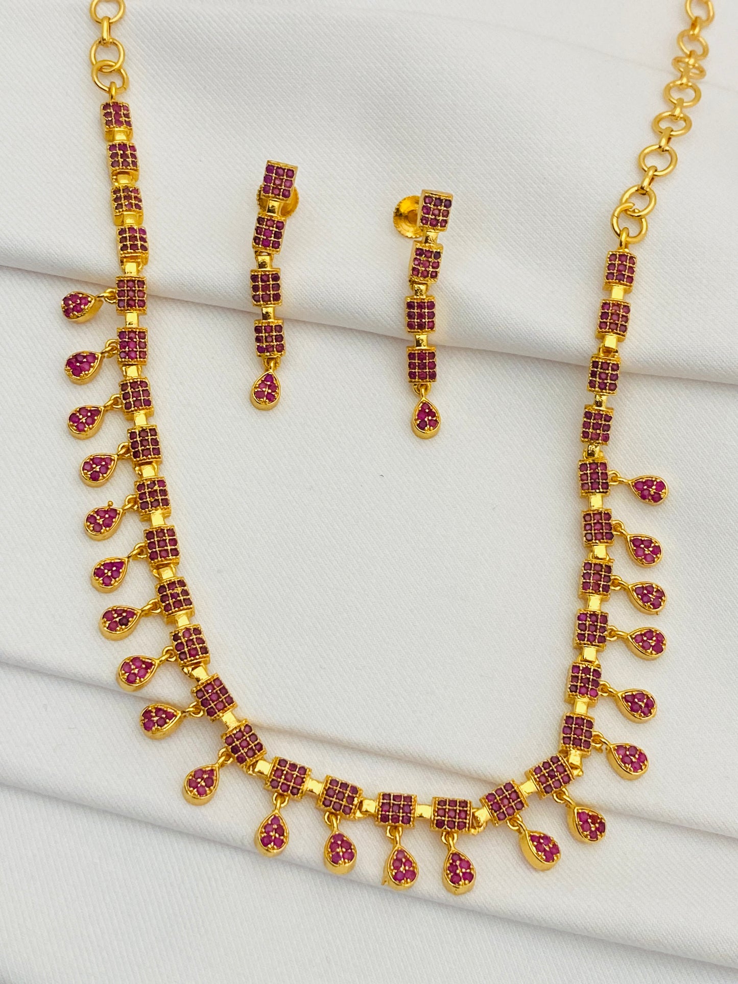 Gold Plated Ruby Stoned Necklace With Earrings For Women In Gilbert