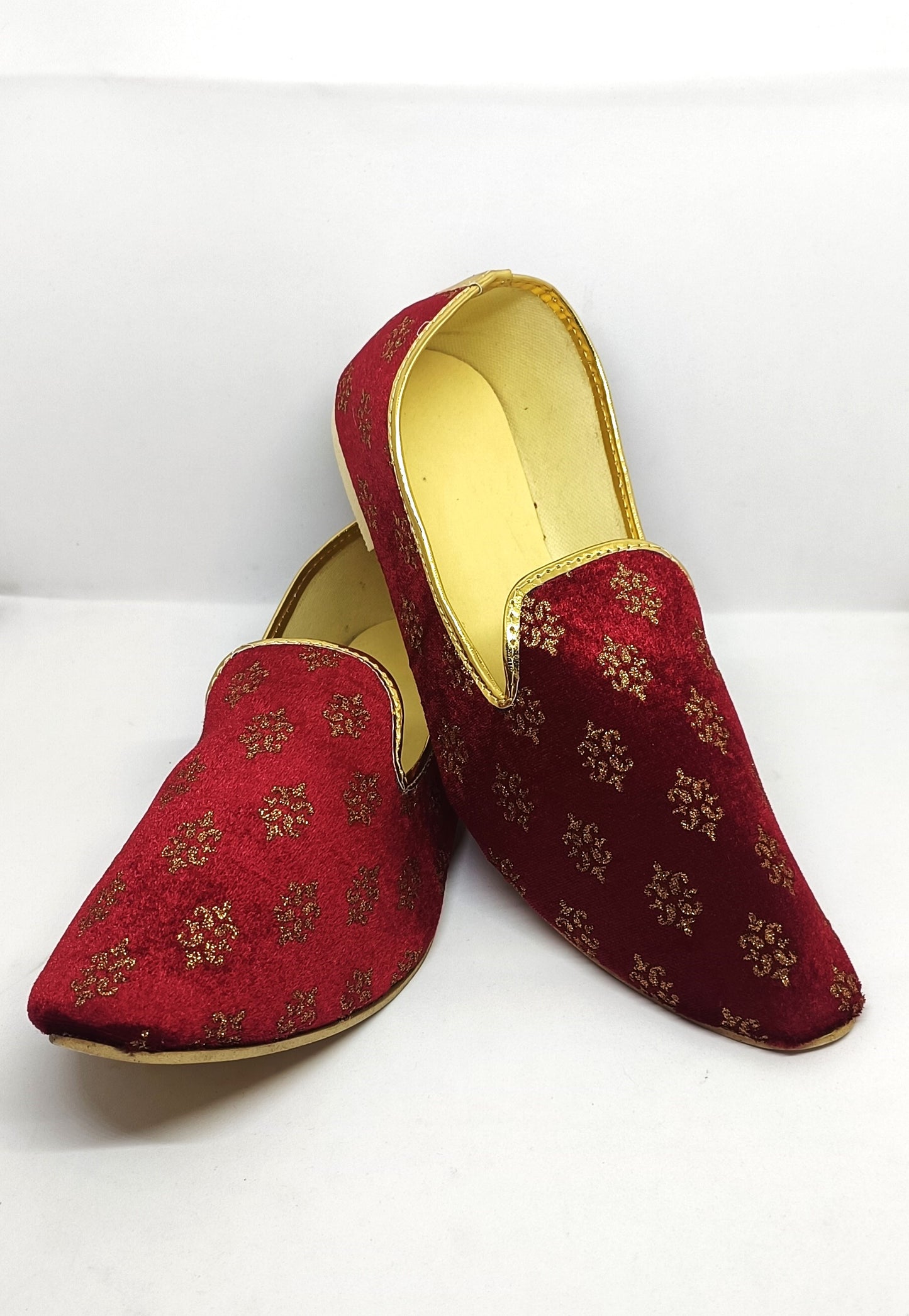 Beautiful Maroon Color Gold Thread Embroidery Work Mojaris For Men