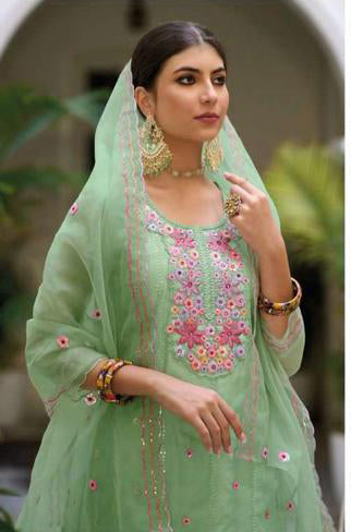 Appealing Green Color Kurti Sets In USA