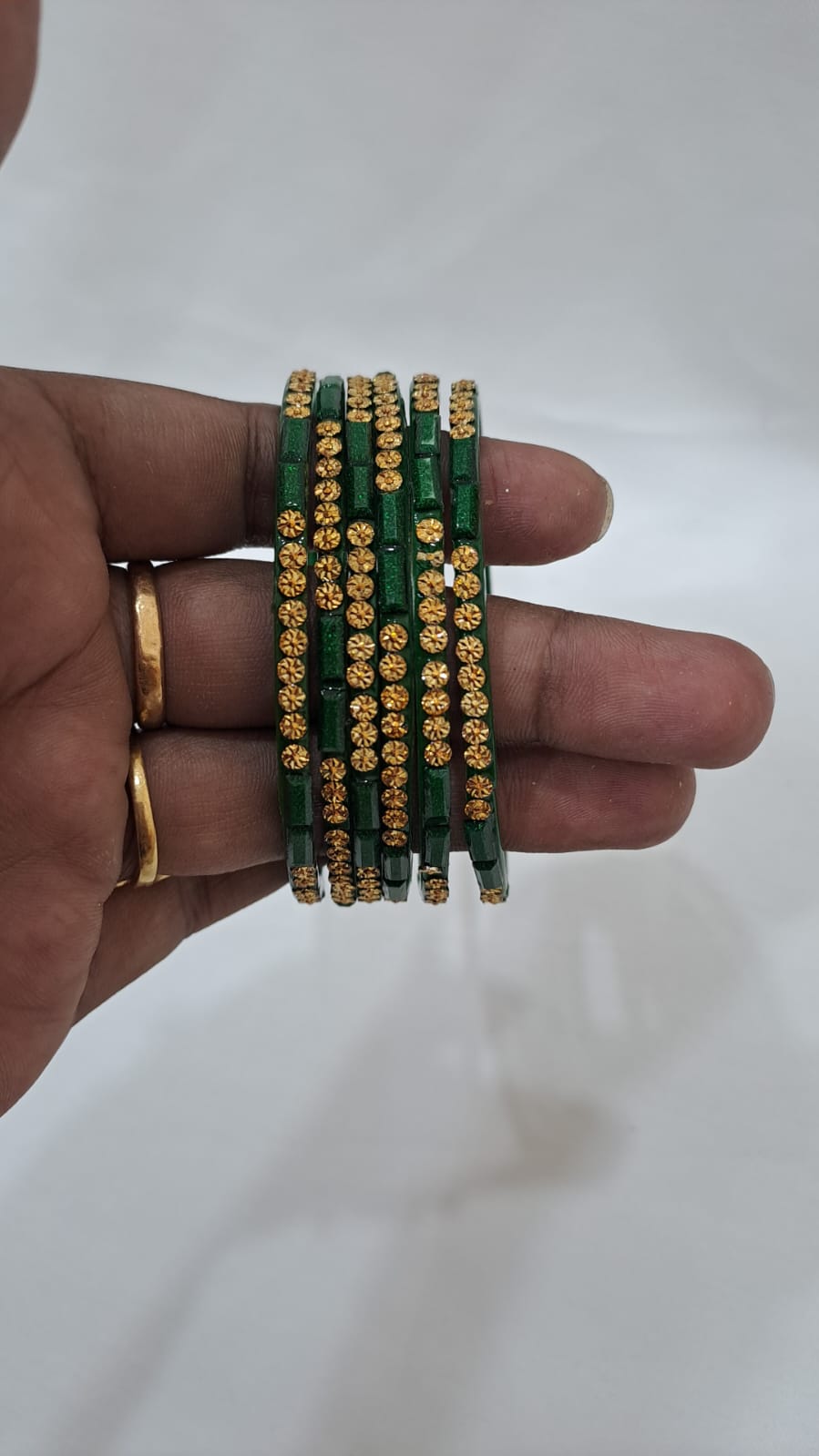 Exquisite Dark Green Color Unique Design Glass Bangles For Women