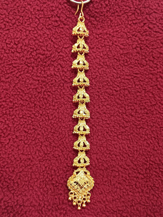 Alluring Gold Colored Beautiful antique gold tikka