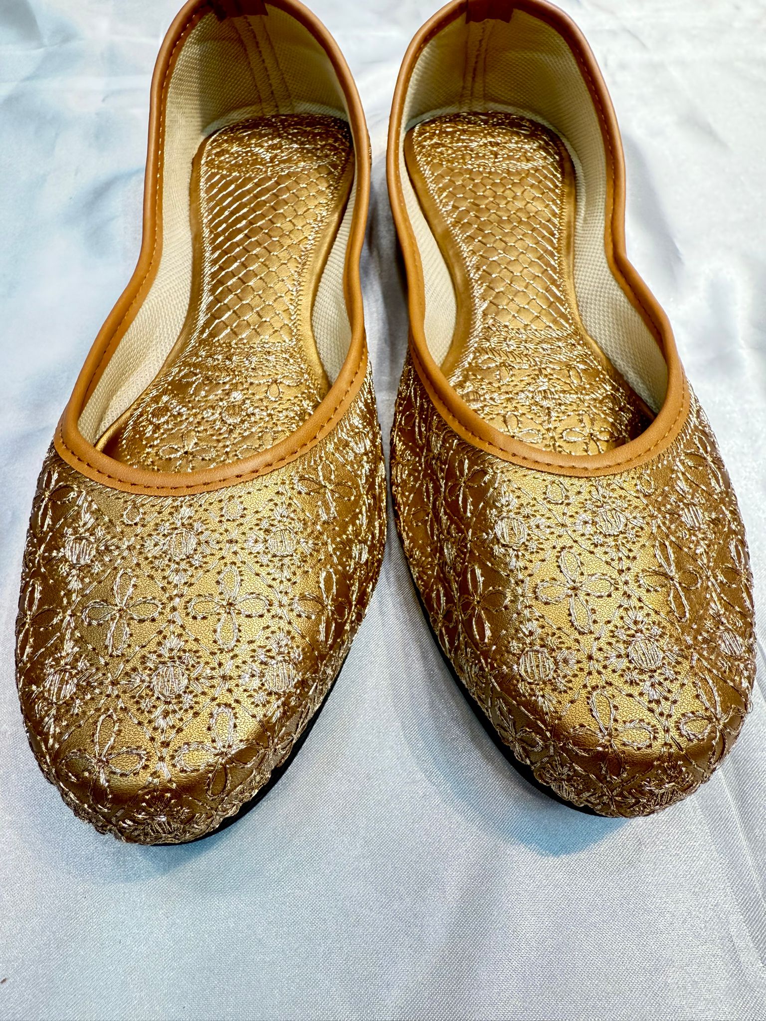  Gold Color Trending Extra Soft Ghungroo Jutti For Women Near Me