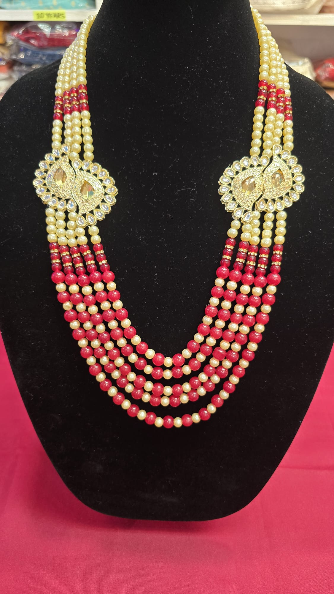 Attractive Red And White Color Unique Designed With Beaded Mala 
