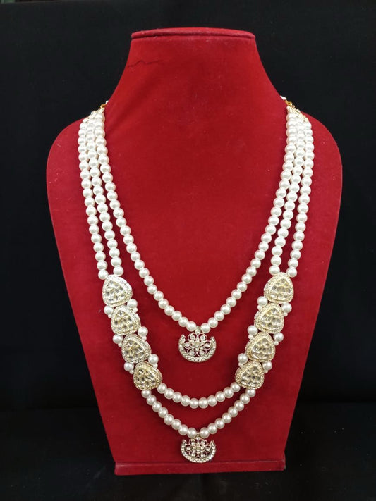 Pretty White Color Pearl Beaded And Flower Disigned Mala For Men