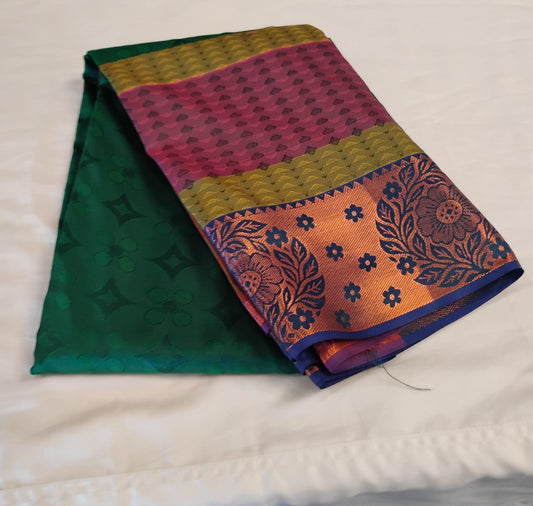 Alluring Green And Pink Color Pure Kanchi Silk With Gold Zari Work Border Saree For Women