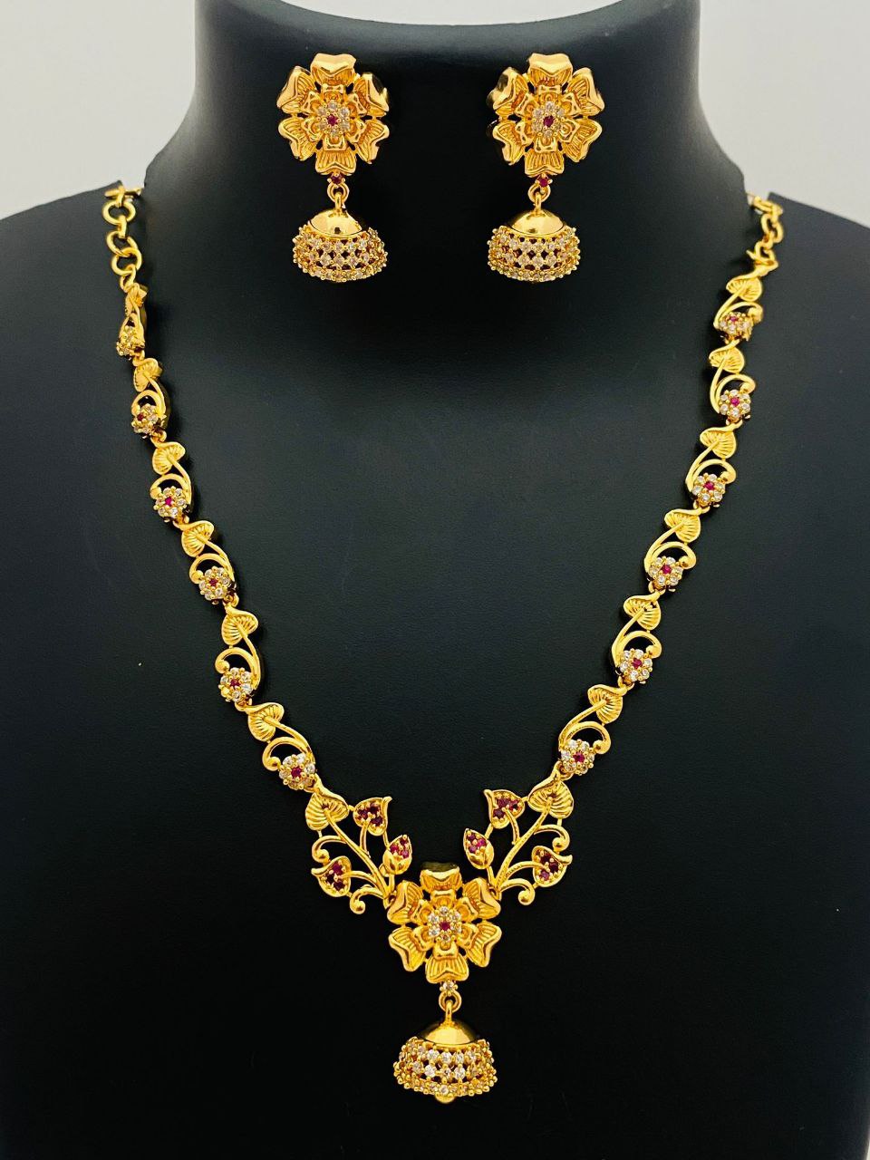 Beautiful Floral Gold Plated Wedding Jewelry Stone Necklace Set for Women