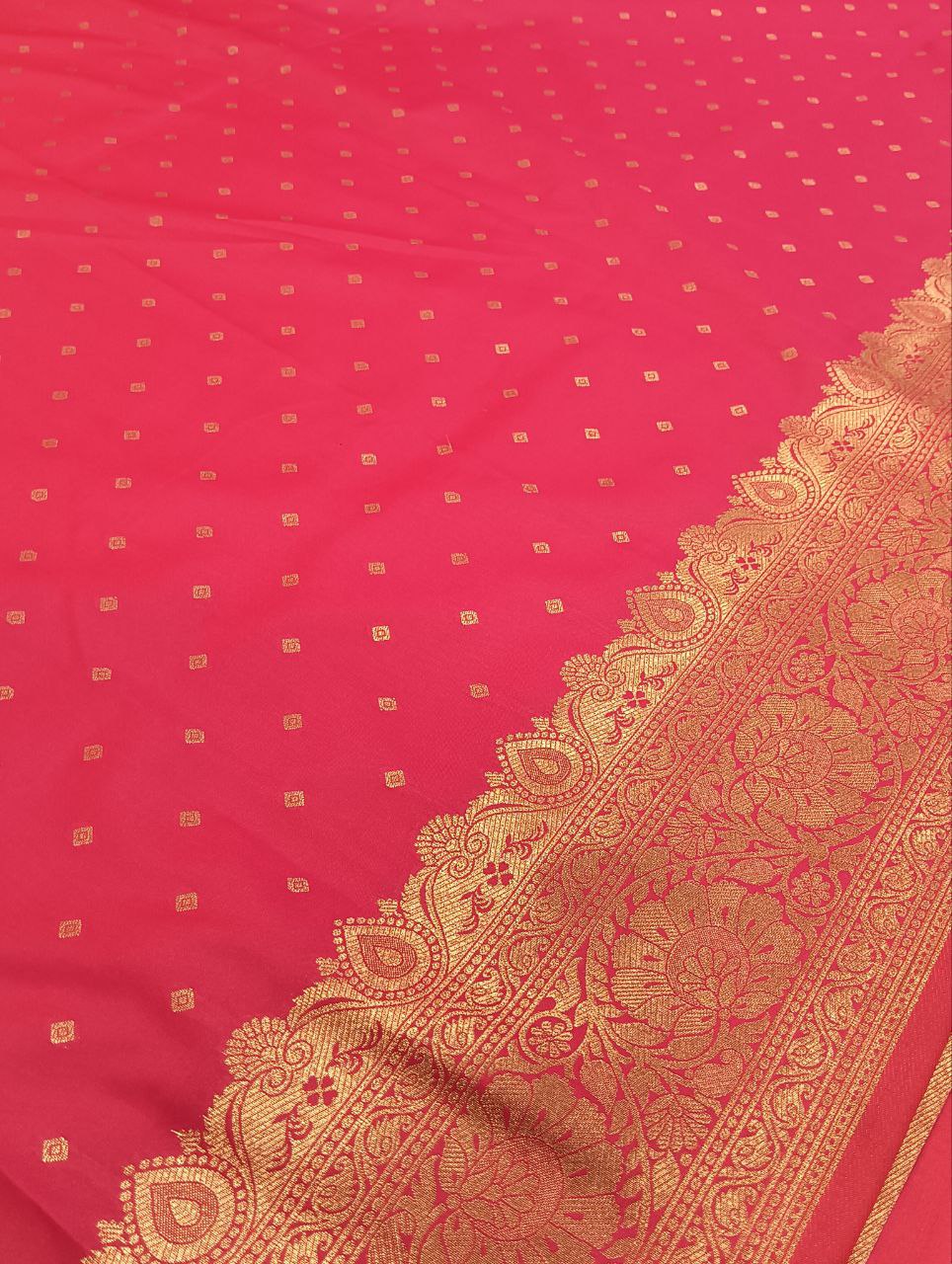 Stunning Pink color Soft Silk Saree And Rich Pallu With Fancy Tassels For Women In Mesa