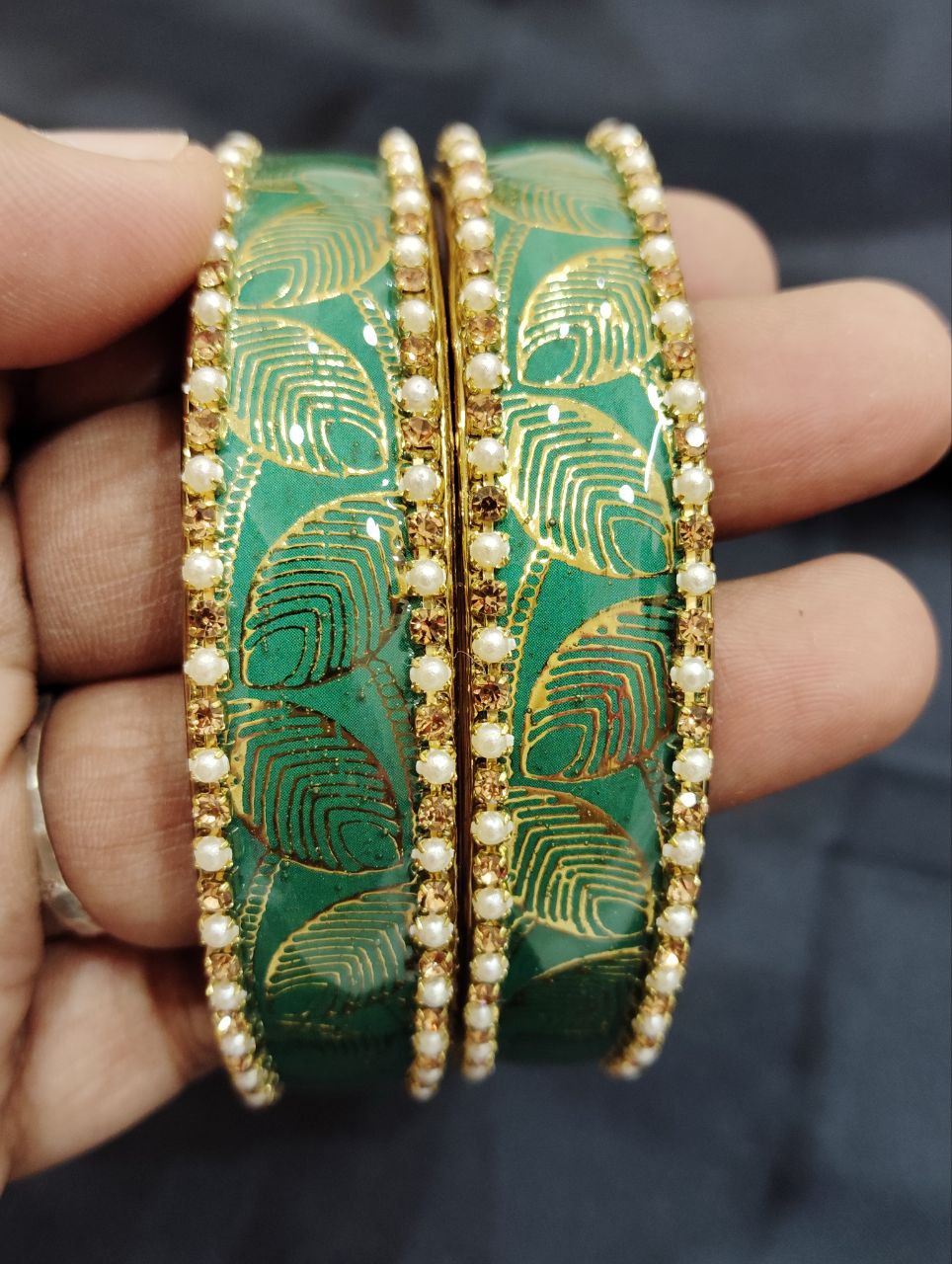 Attractive Green Color Checked Design Glass Bangles For Women