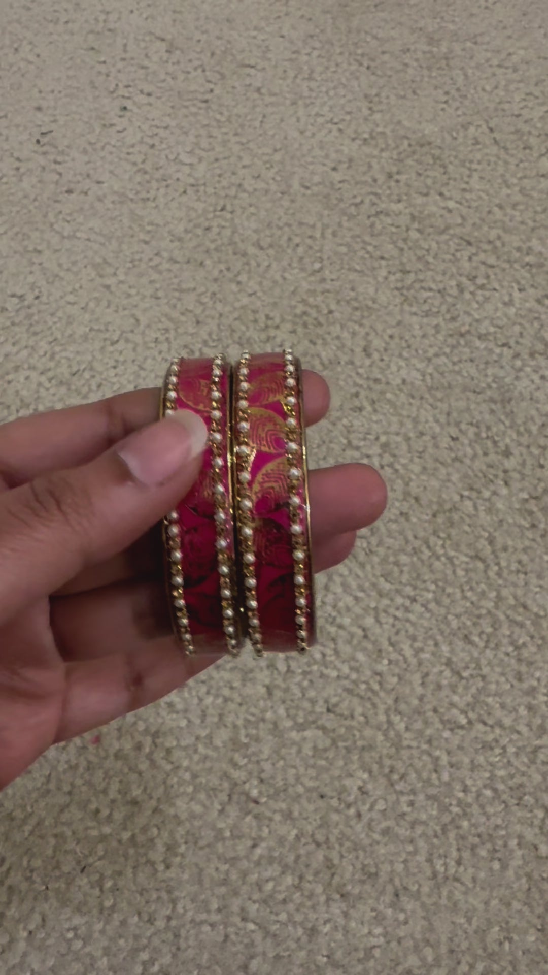 Pink Color Checked Design Glass Bangles in USABangles 