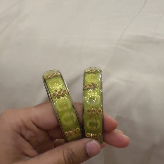 Elegant Light Green Color Glass Bangles In Mesa