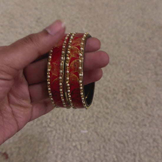 Beautiful Red Color Checked Design Glass Bangles in USA