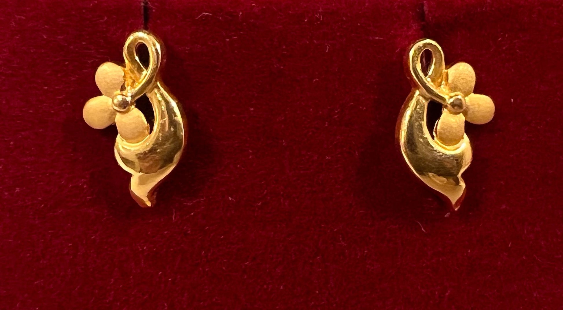 Alluring Pure 24Kt Gold Earrings for Women