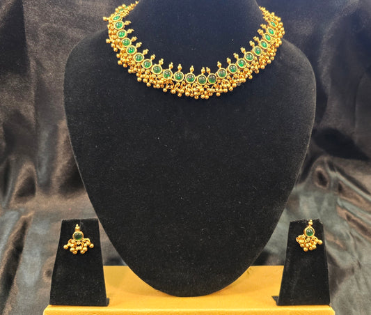 Gorgeous Round Shaped Dark Green Color Gold Plated Necklace With Earrings Set