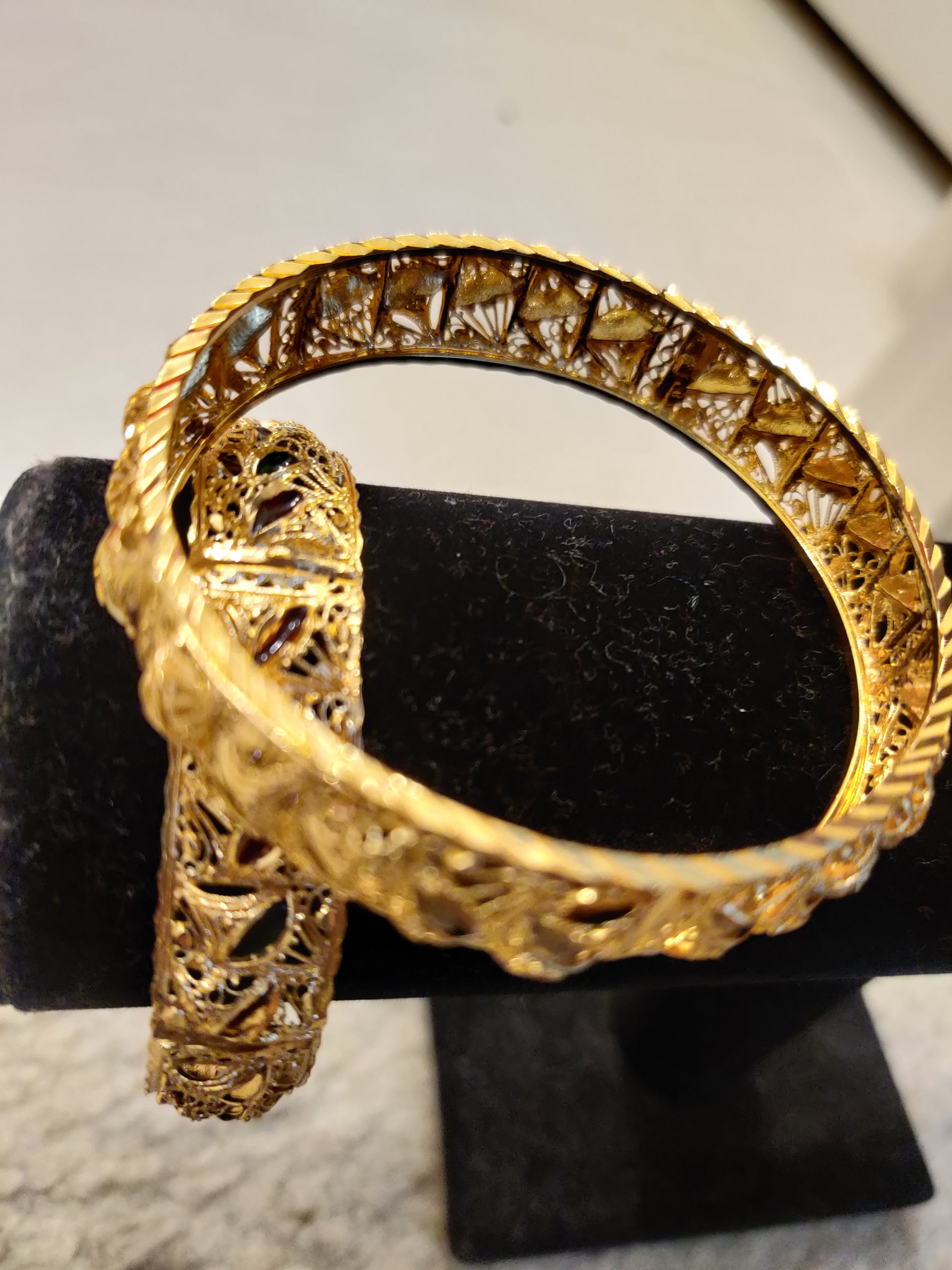 Attractive Gold Plated Designer Bangles Set For Women Near Me