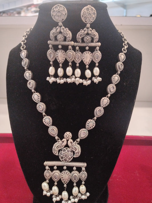 Amazing Peach Stone With Pearl Oxidized Necklace And Earrings For Women