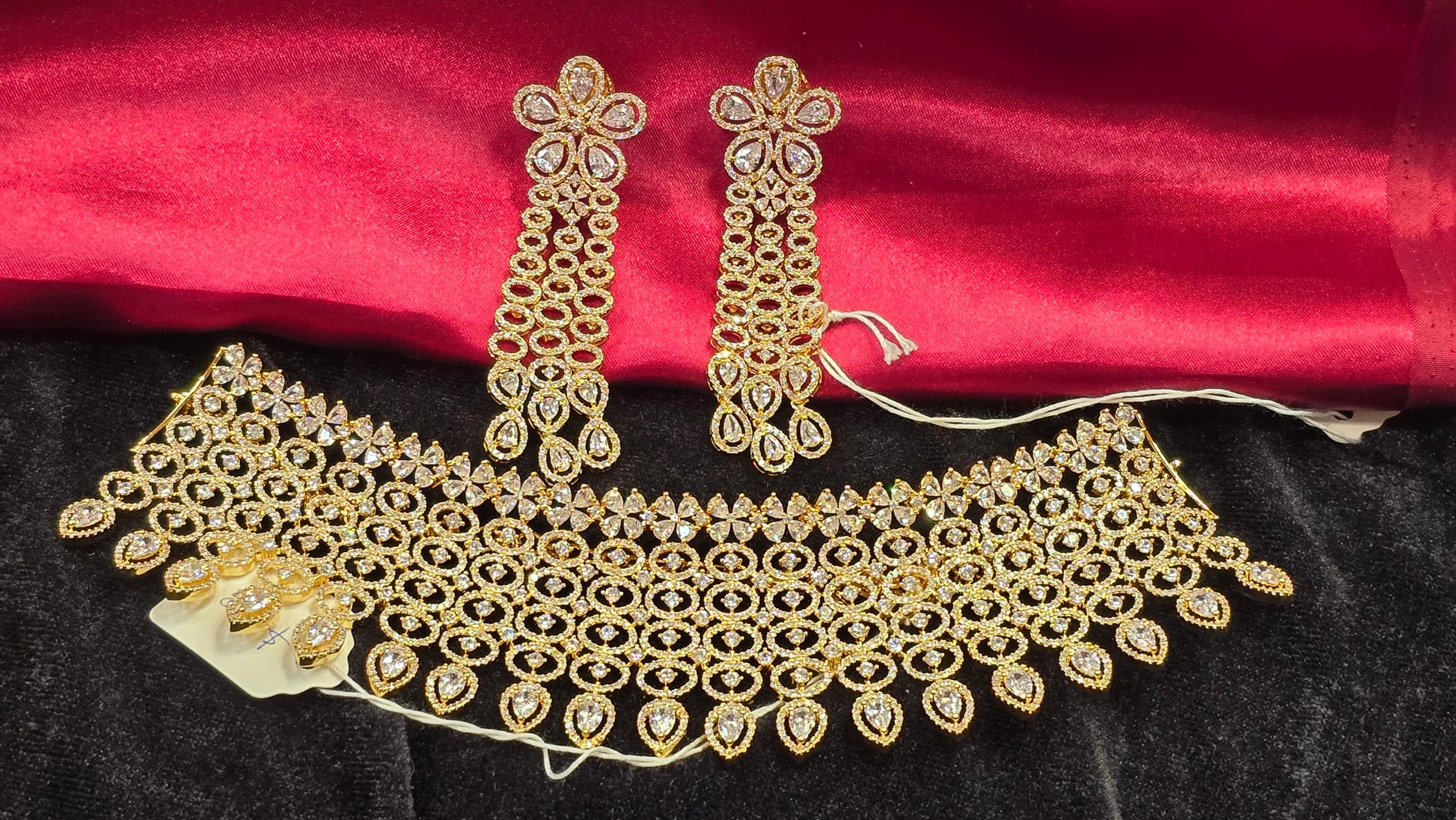 Beautiful Gold Plated With Heavy Bridal Choker And Earrings Set For Women