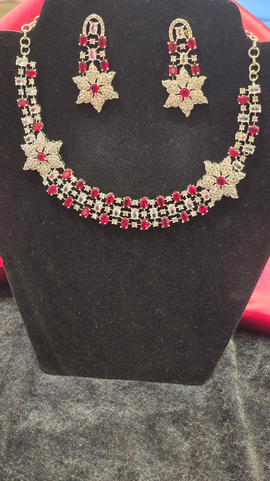 Pretty AD Look Star Shaped Necklace Sets