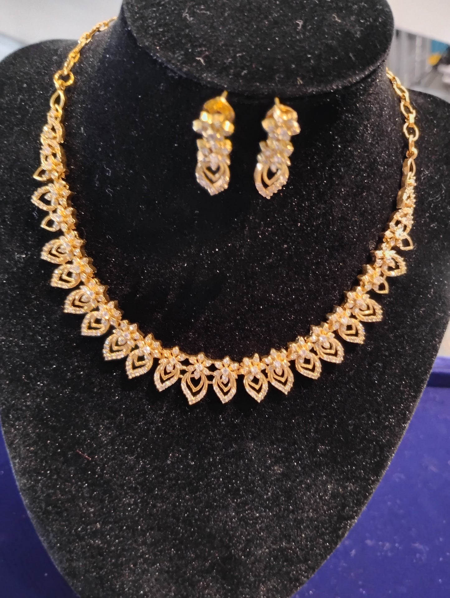 Elegant Gold Plated Necklace With Earrings Set For Women
