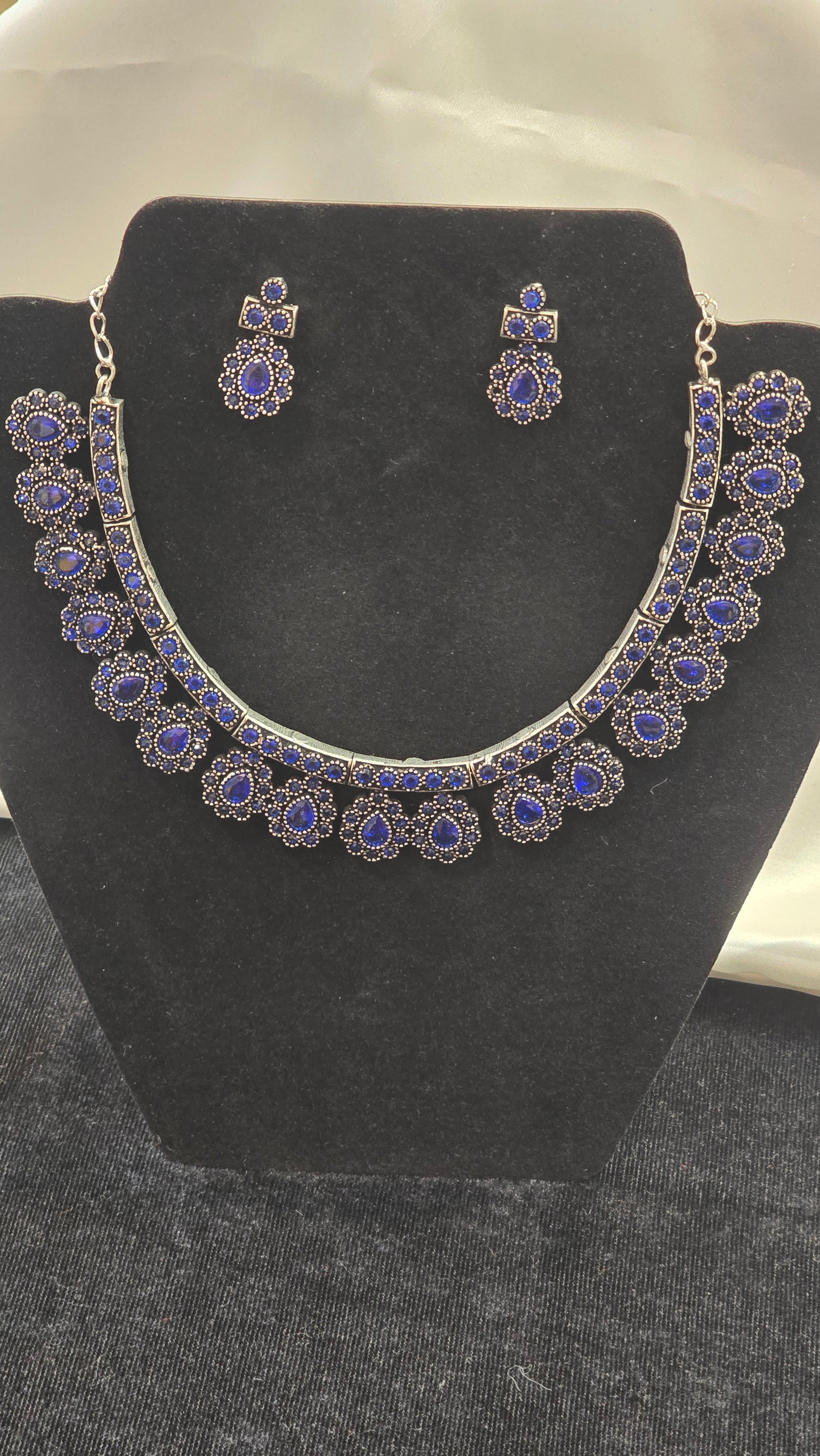 Marvellous Blue Color Necklace With Earrings Set