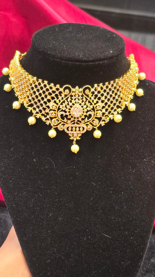 Alluring Gold Plated Choker With Earrings For Women